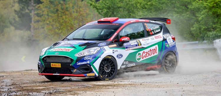Yeşil Bursa Rallisi’nde pilotlar, Pirelli marka lastikler ile zorlu koşulları aştı