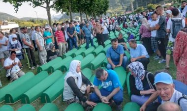 Srebrenitsa katliamı
