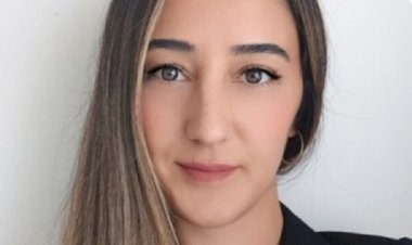 Birkaç ay önce, internet üzerinden bir e-ticaret sitesinden hayalimdeki o eteği satın aldım.