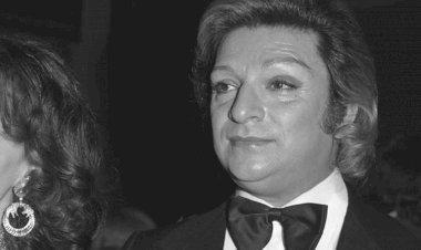 Zeki Müren'in hayatı film oluyor