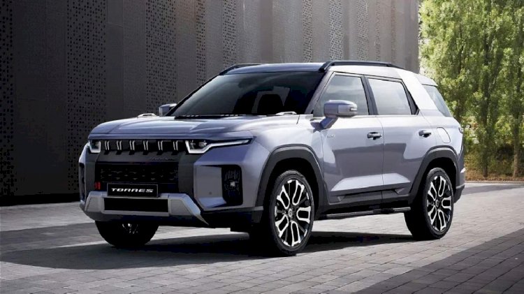 6'da bir fiyatına Range Rover ayarında jip!