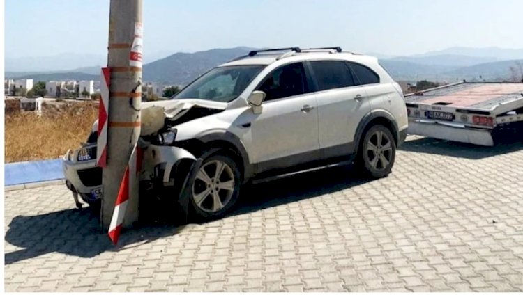 Yol ortasında bırakılan elektrik direği faciaya neden oldu