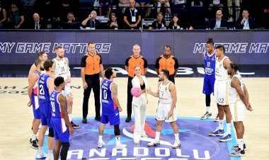 Pembe Top 10’uncu yılında Cansu Dere’nin elinden havalandı