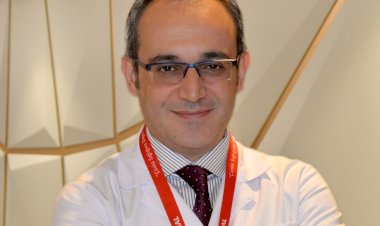 Küçük Kesi ile Omurga Cerrahisi Hızlı İyileşme Sağlıyor