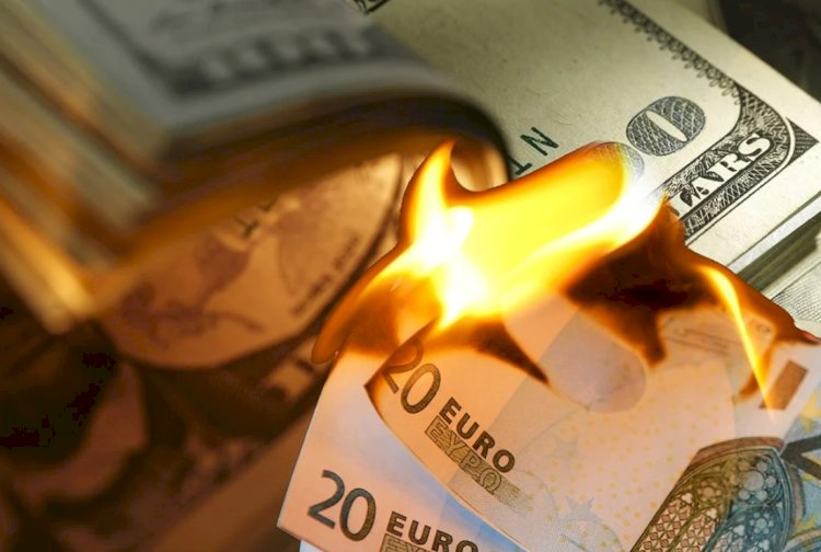 Dolar ve euroda yeni zirve! Piyasalar durulmuyor