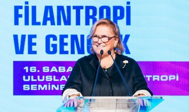 Güler Sabancı: Gençlerin sözlerine kulak vermenin, onların pratiklerini anlamanın tam zamanıdır