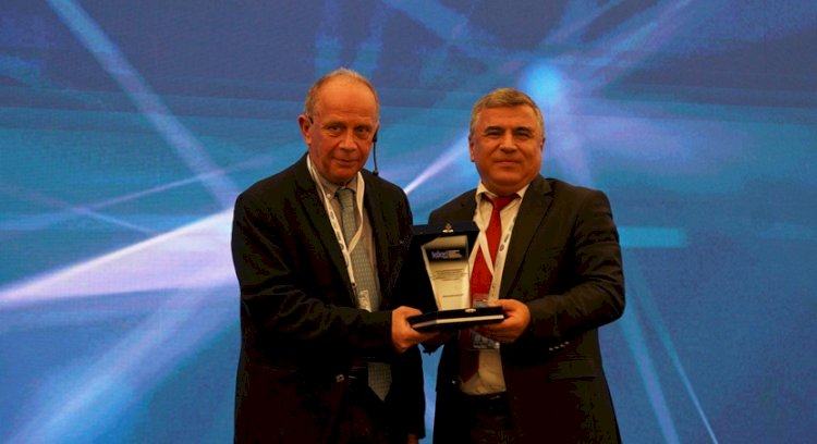 2024 GÜZELLİK TRENDİ: SOFİSTİKE SADELİK