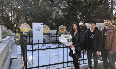 Türk Eğitim Vakfı, Türk Sanat Müziği Bilimcisi Ahmet Adnan Saygun’u Kabri Başında Andı