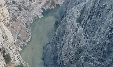 BURASI ÇANAKKALE DEĞİL, GÜLLÜBAĞ BOĞAZI…