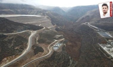 Erzincan'da toprak altında kalan dokuz madencinin ailelerinin bekleyişi sürüyor!