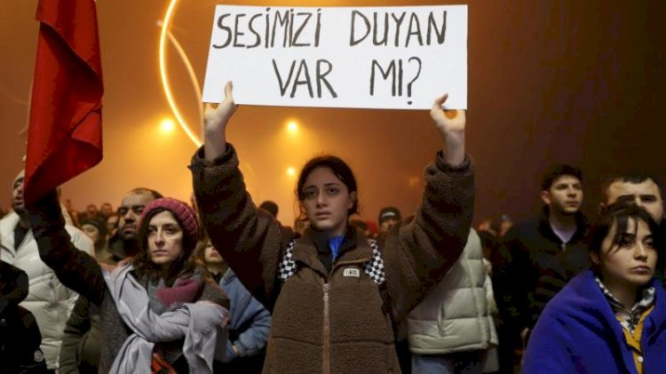 6 Şubat depremlerinin birinci yılında Hatay: 'İnsanlar öfkeli ama yorgun, günü kurtarmaya çalışıyoruz'