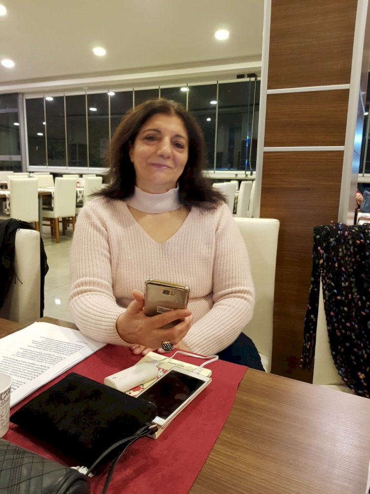 ELE ÇOH SEVİREM DAYANAMİREM