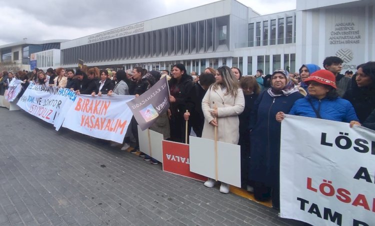 LÖSEV’Lİ AİLELER SAĞLIK BAKANINA SORDU: