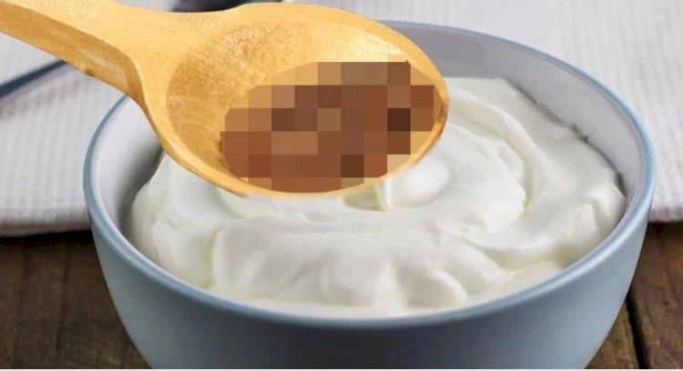 Yoğurdun içine 1 kaşık bundan ekleyin gerisine karışmayın! Kabızlığa, şişkinliğe bire bir…
