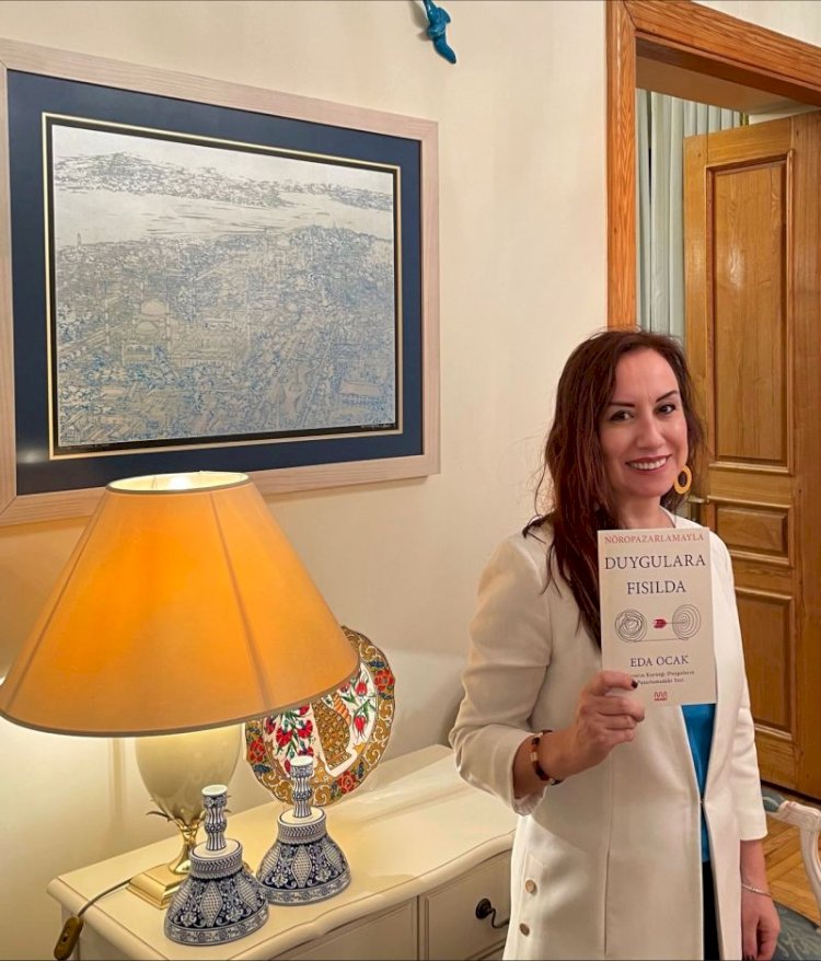 Aşağıdaki fotoğraf önünüze düştüğünde ilk nereye baktınız?