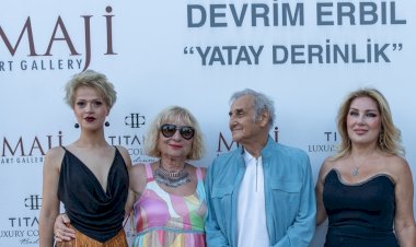 YÜZYILIN SERGİSİ SANATSEVERLERLE BULUŞTU!
