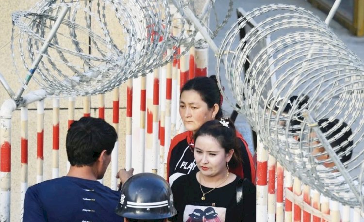 Ak Mescit'i kızıl bayrak yaptılar