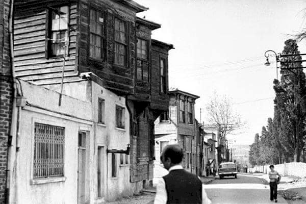 PARİS MAHALLESİ