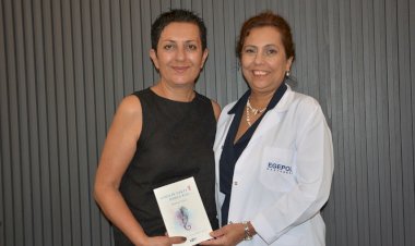 Kanser Tedavisinde Yanında Olan Doktorları İçin Kitap Yazdı
