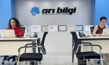 Geleceğin Meslekleri İçin Pusula: Arı Bilgi