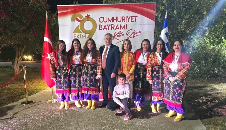 RODOS’TAKİ CUMHURİYET KUTLAMALARINDA DOSTLUKLAR PEKİŞTİ