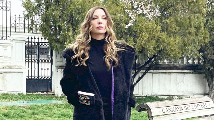 Yazar Berna Güzey distopik romanı ‘Abus’u KARAR’a anlattı: Bu şehirde ‘kral çıplak’ demek öyle kolay değil