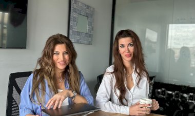 Efsane Diyaloglar Biraz Gülelim  Günaydın