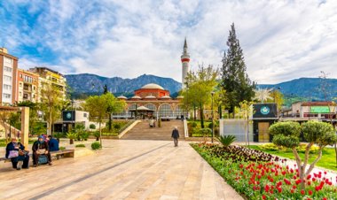 Manisa'nın Sevilen ve Güvenilen Liderleri Kimler?