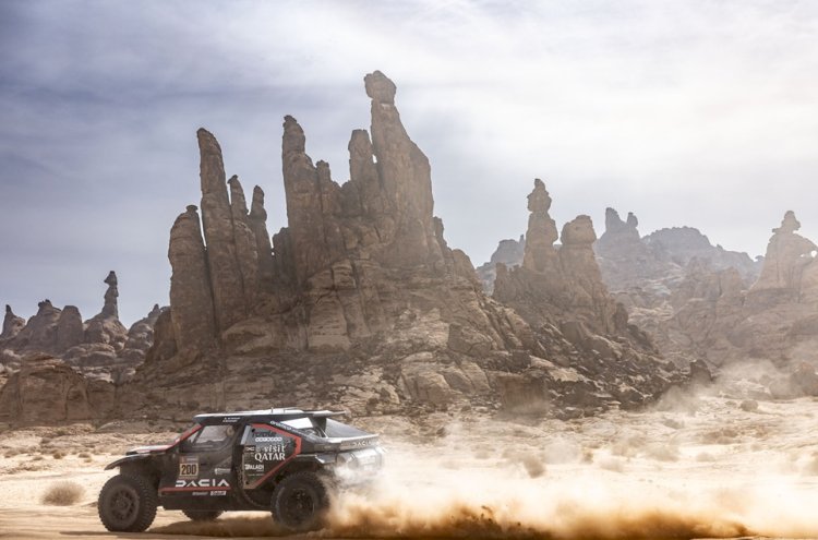 Dakar Rallisi’nin 6. Etabında. Red Bull Pilotları Al Attiyah ve Bolanger’den Podyum Başarısı