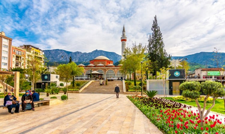 Manisa'nın Sevilen ve Güvenilen Liderleri Kimler?