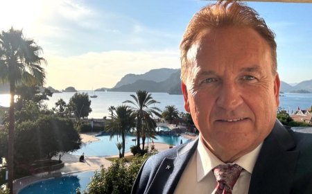 TÜRKİYE, GLOBAL TURİZM AKIŞINDA KENDİ TEHLİKELERİNİ YARATAN ÖZEL BİR ÜLKE DURUMUNDA