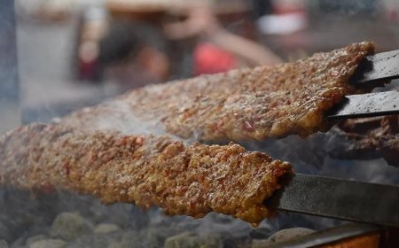 'Taklit-tağşiş ürünler' listesi güncellendi: Bir gıdada daha domuz eti tespit edildi