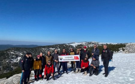 Sarıkız Zirvesi'nde Unutulmaz Kar Yürüyüşü!
