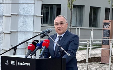 "Karanlıkta Akan Bir Yıldız: Mustafa Kemal Atatürk" sergisi İstanbul’da açıldı