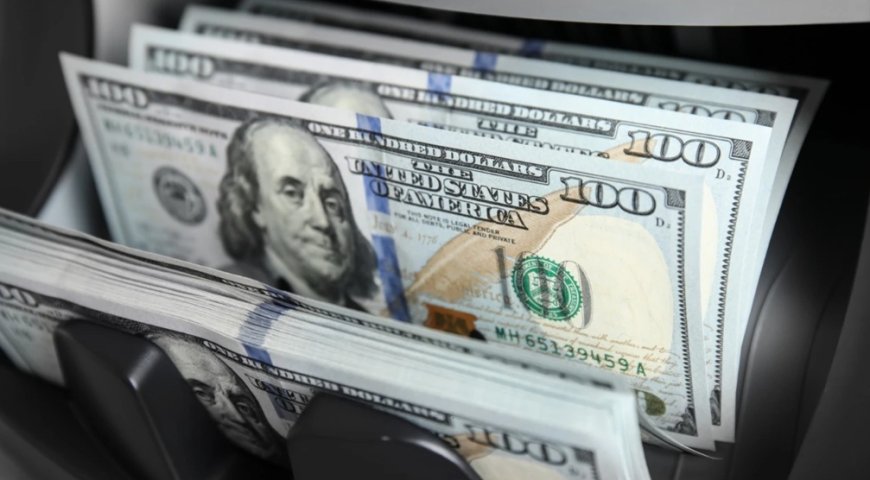 Dolar faiz artışının ardından yatay seyrediyor