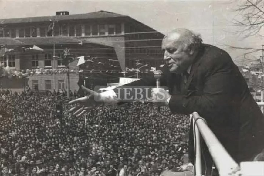 Milletin Parasını Millete Hizmete Dönüştürmenin Adı: Demirel