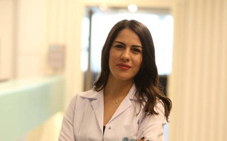Kendini Sevmek Narsisizm Değildir: Psikolojik Dayanıklılığın Anahtarı Öz Şefkat