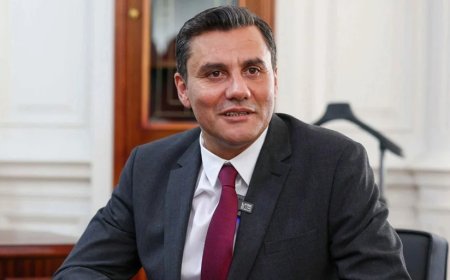 Ferdi Zeyrek hayatını kaybetti