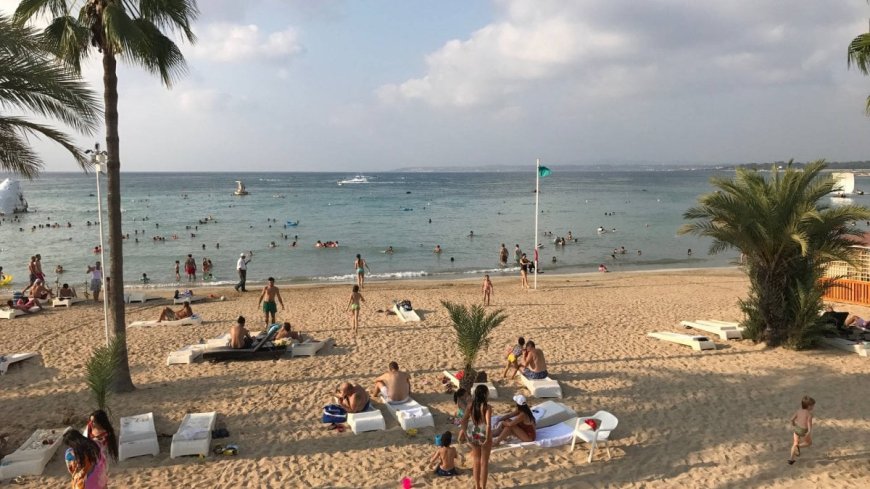 Suriye'de Plaj Kıyafetine Zorunluluk Tartışması: Tesettür Mayoya Mecburi Uyum