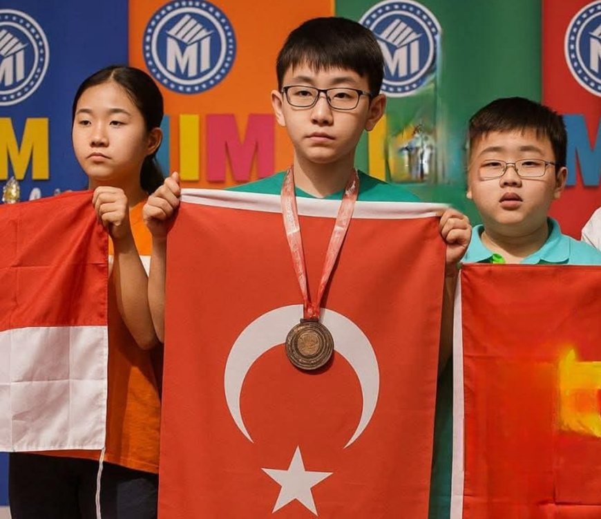 Uygur Türkü Abdullah’tan Türkiye’ye Uluslararası Madalya Gururu