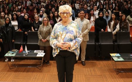 Prof. Dr. Sevil Atasoy: "Bağımlılık tedavi edilebilir, kronik bir beyin hastalığıdır!"