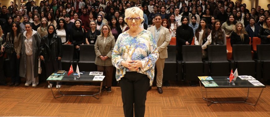 Prof. Dr. Sevil Atasoy: "Bağımlılık tedavi edilebilir, kronik bir beyin hastalığıdır!"