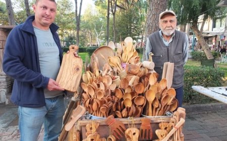 Zeytin dallarından el yapımı mutfak gereçleri ilgi görüyor