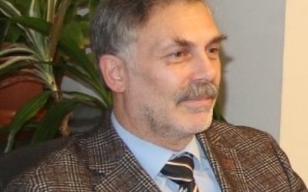 Soğuk derzlerde ek donatı eksikliği kolonlarda mafsallaşma riski doğuruyor