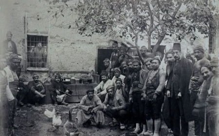 19. yüzyıl sonunda Ege’de taşra hapishanesinden bir insan manzarası
