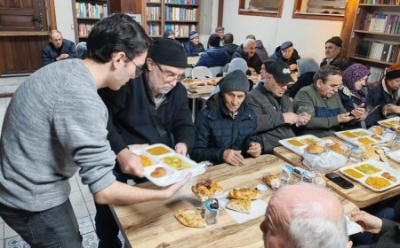 Eskişehir Türk Ocağı iftarlarına yoğun ilgi