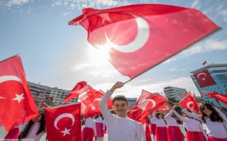 Anne, babalar ve öğrenciler için en coşkulu 23 Nisan mesajları: En güzel, resimli, kısa ve uzun 23 Nisan sözleri