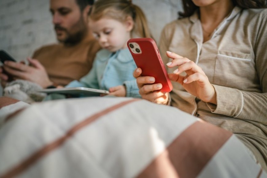Dijital bağımlılık çocuk ve gençlerde risk oluşturuyor