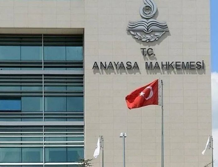 Anlaşmalı boşanmayla maaş alanlara kötü haber: AYM 'hakkın kötüye kullanılması' dedi