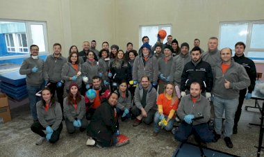 Kordsa, öğretmenlere ve okullara yönelik projeleriyle  gelecek nesilleri güçlendirmeye devam ediyor